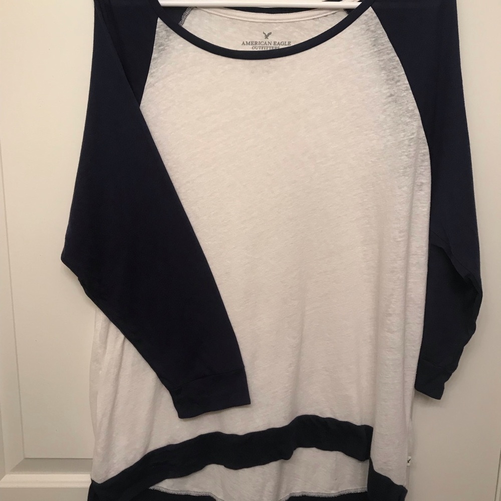 American Eagle Navy and White baseball T 💙